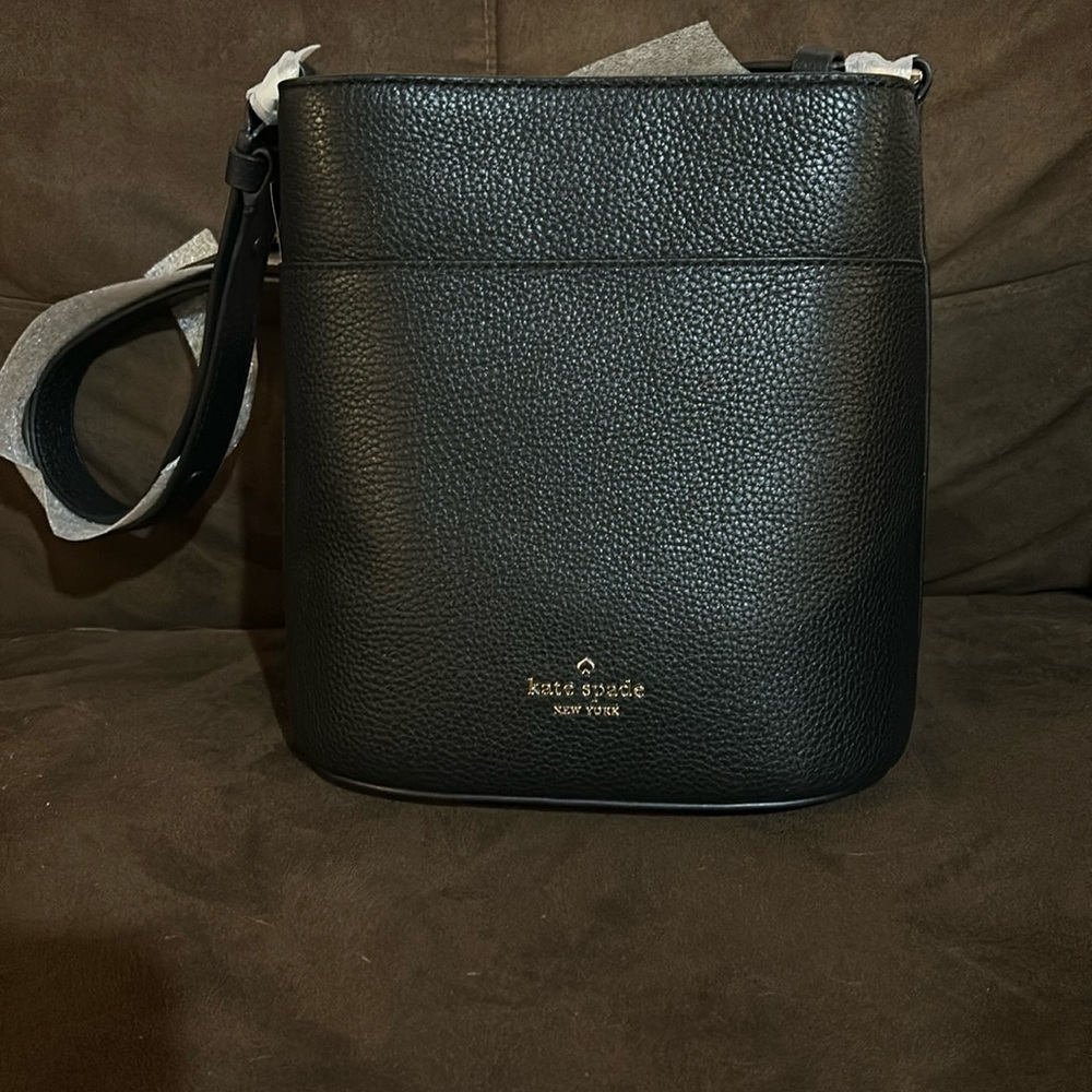 Kate Spade Leila Small Bucket